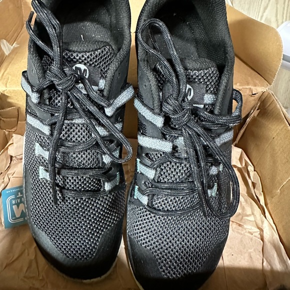 Merrell Shoes - Women’s merrell hiking barefoot - trail glove 6  black with Gray Accents 7.5